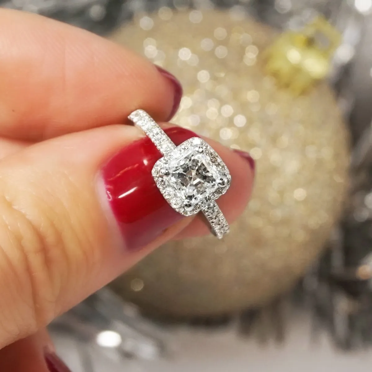 0.80-1.95 CT Round & Ascher Cut Diamonds - Engagement Ring
