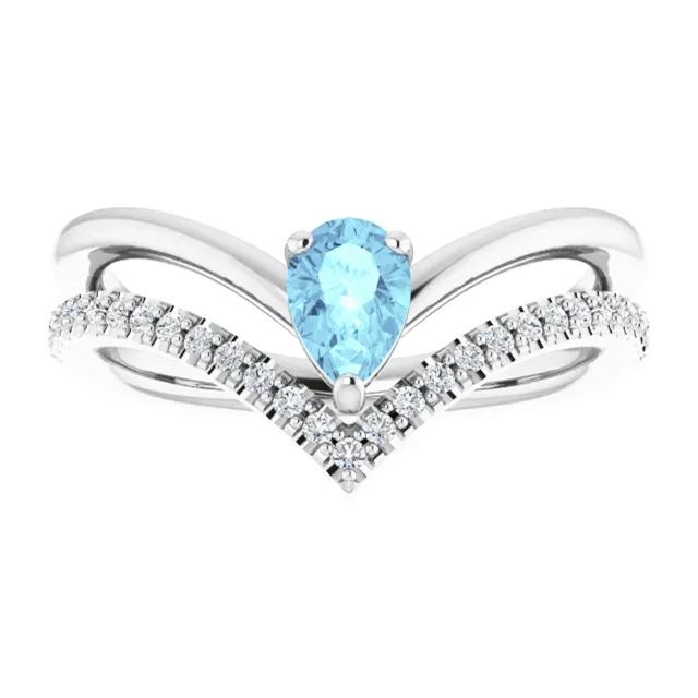 14KT WHITE GOLD AQUAMARINE AND DIAMOND V RING