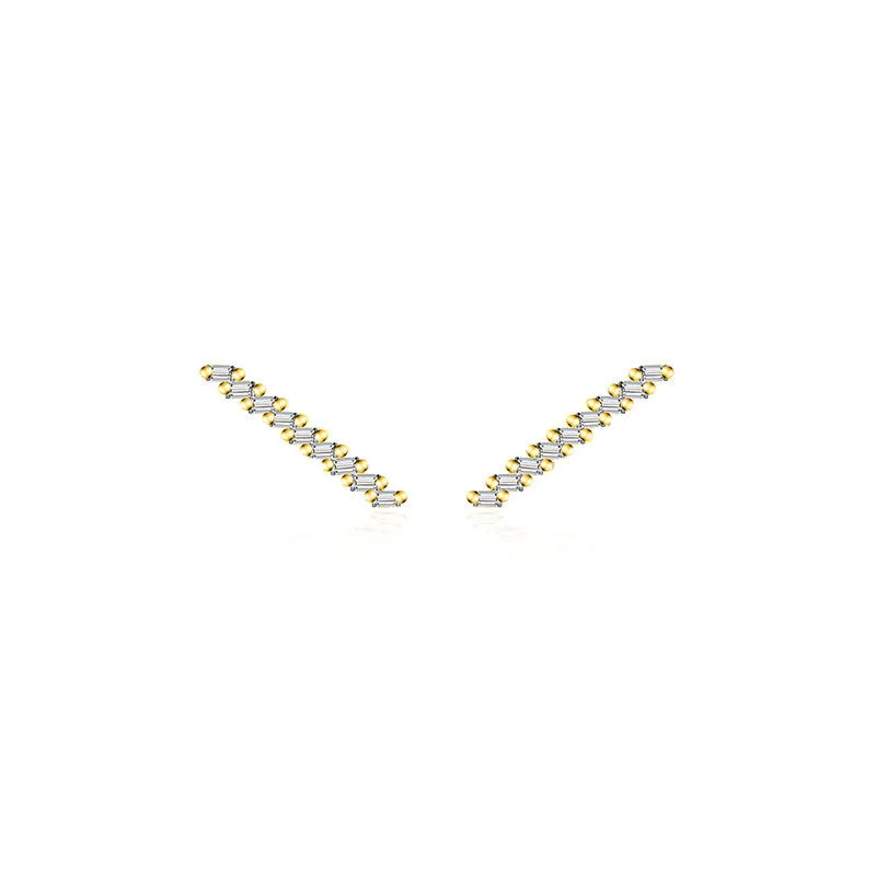 18k Gold Slash Line Diamond Earring