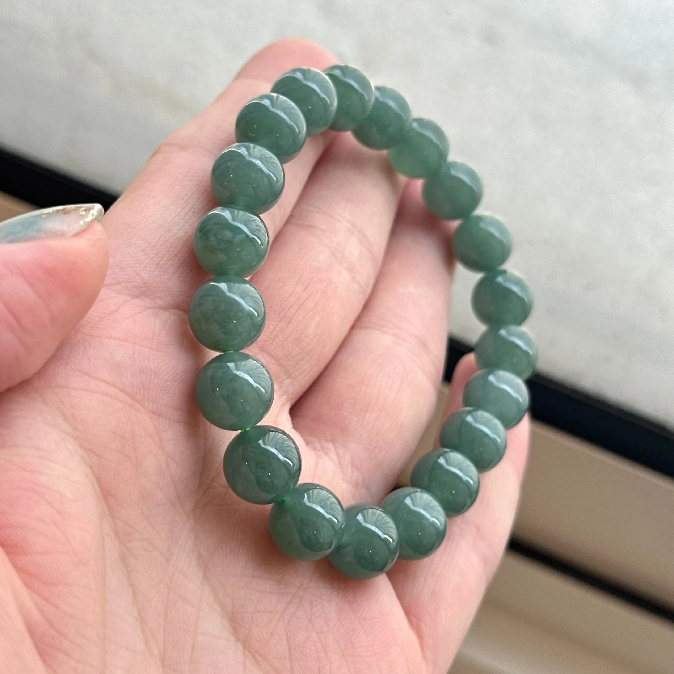 30386 Translucent and Jelly-like Blue Burmese Type A Jade Beaded Bracelet