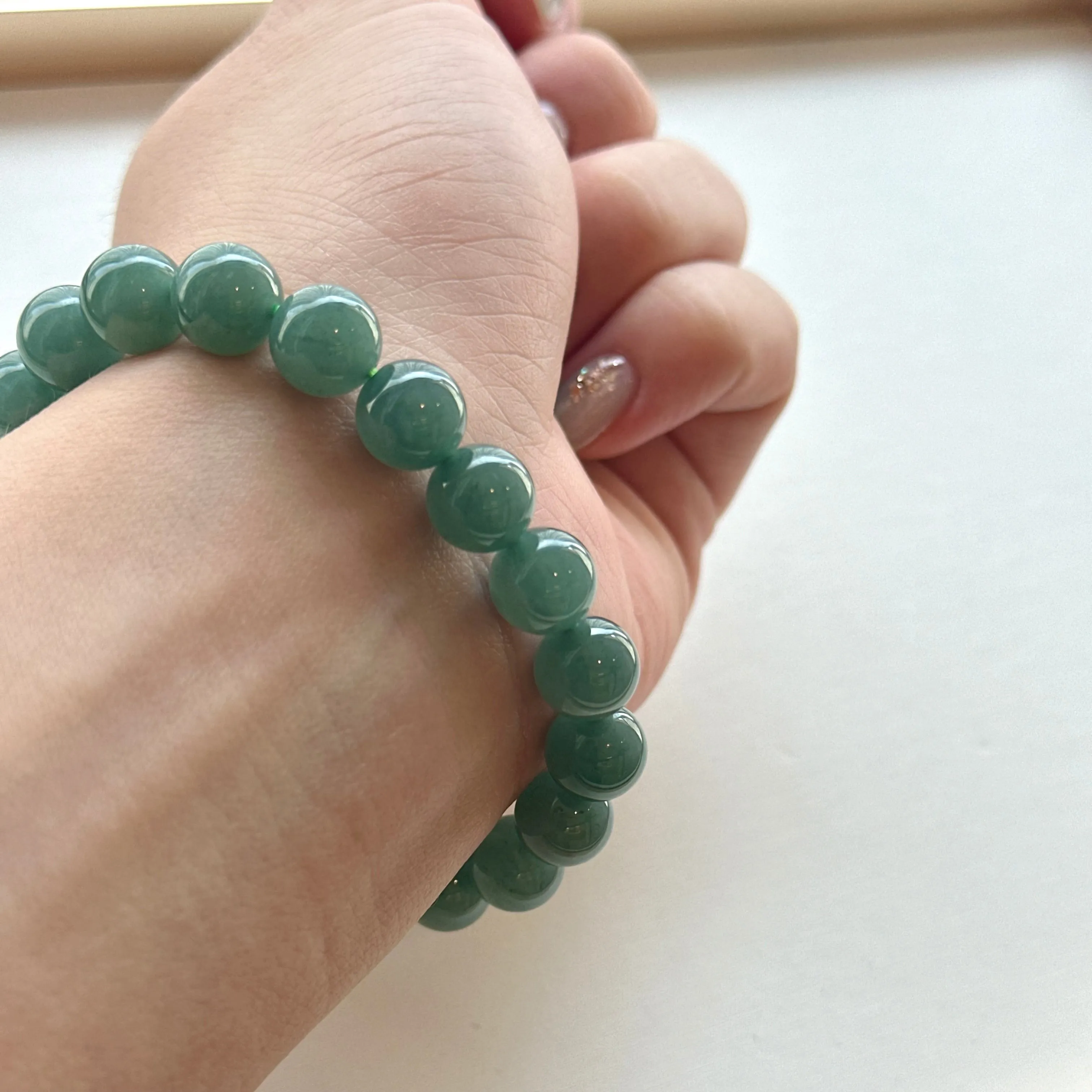 30386 Translucent and Jelly-like Blue Burmese Type A Jade Beaded Bracelet