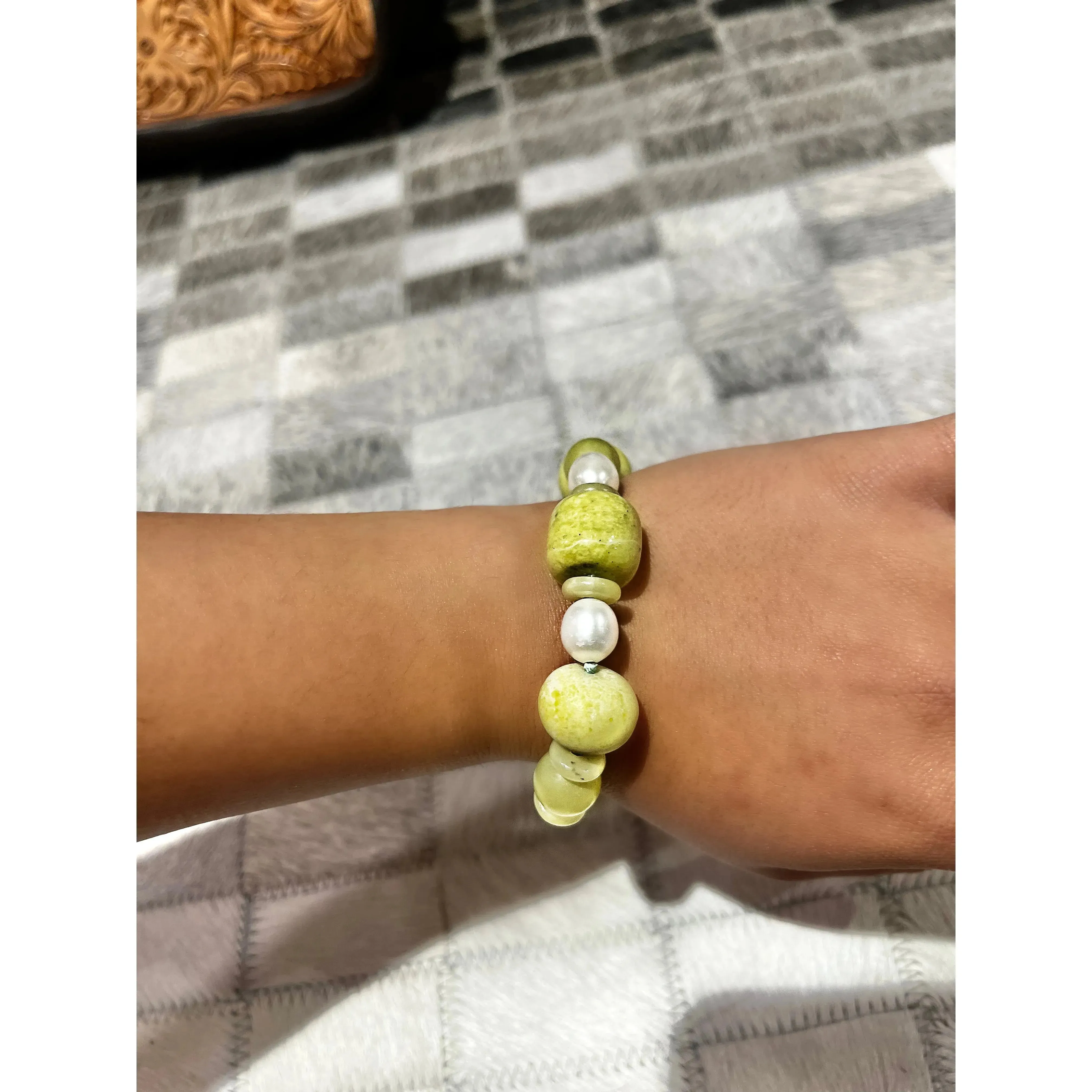 Agate and Jade bracelet with fresh water pearls #ajf