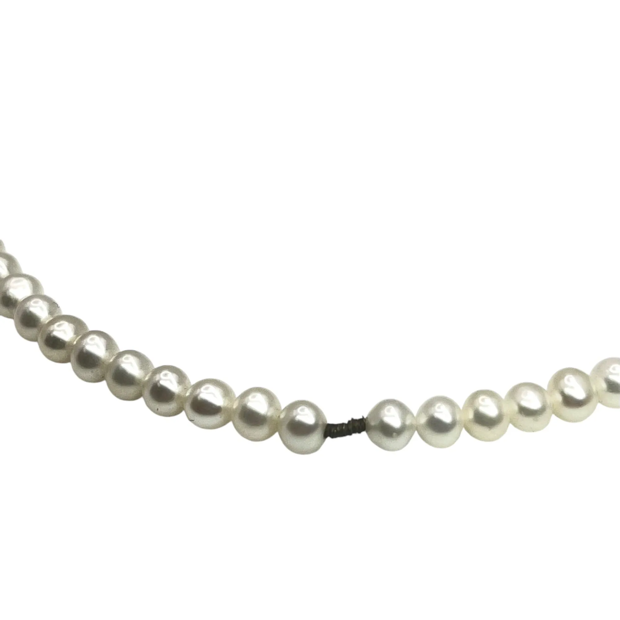 Classic Round Pearl Choker Necklace White Cream Feminine Coquette Girl Bridal
