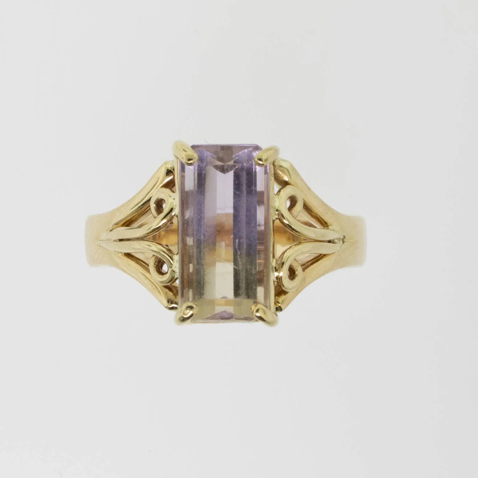 Elegant Estate Jewelry - 14K Yellow Gold Ametrine Gemstone Ring Finger Size 7