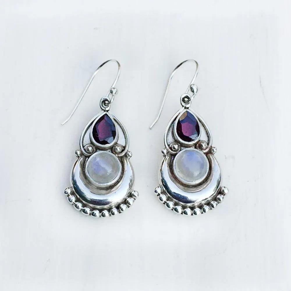 Garnet & Rainbow Moonstone Silver Earring