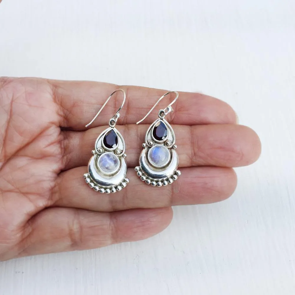 Garnet & Rainbow Moonstone Silver Earring