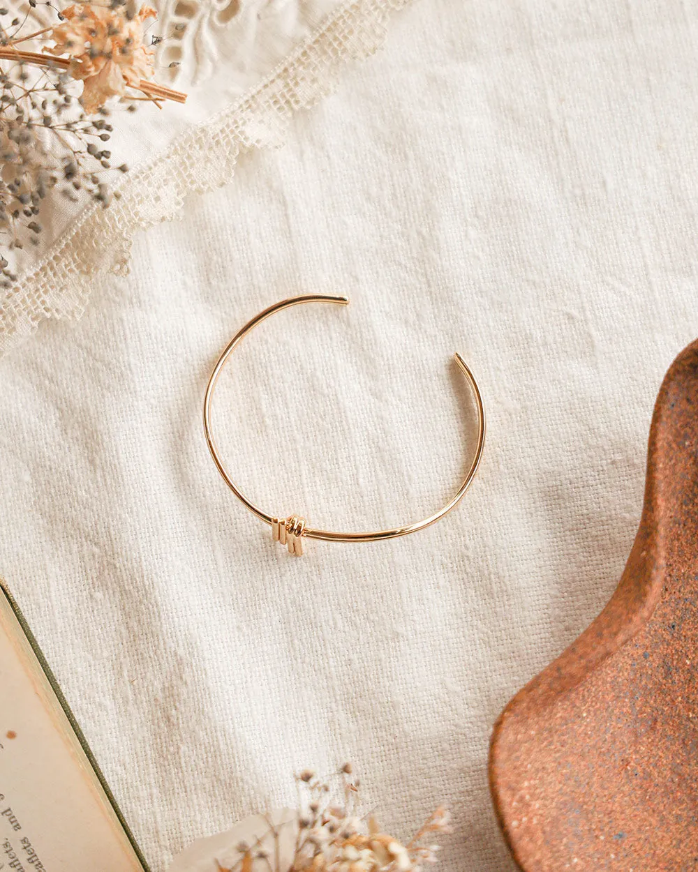 Intertwined Twigs Cuff