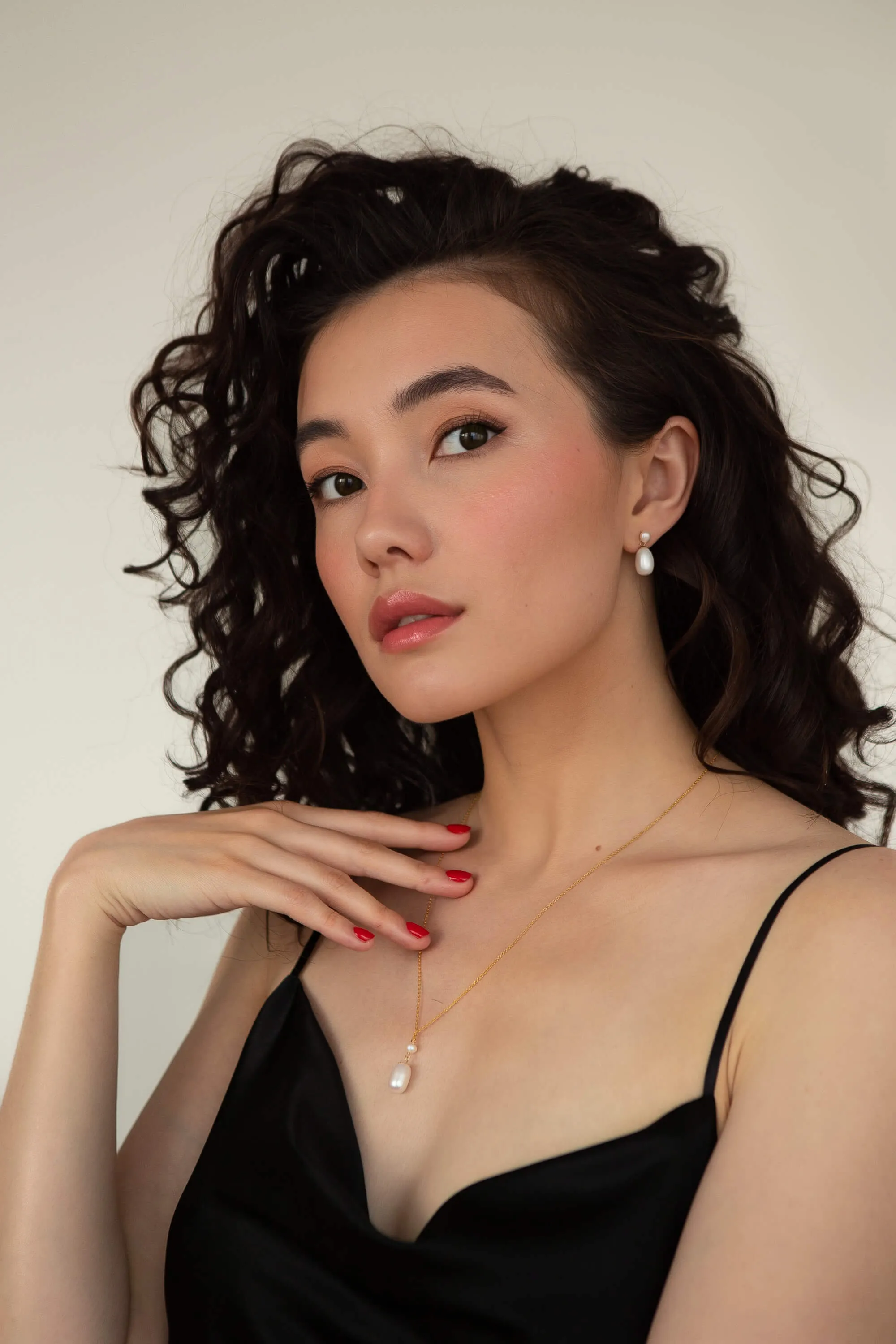 Mia Earrings