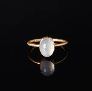 RMR20-OOAK | 2.82 Carat One-of-a-Kind Moonstone Ring