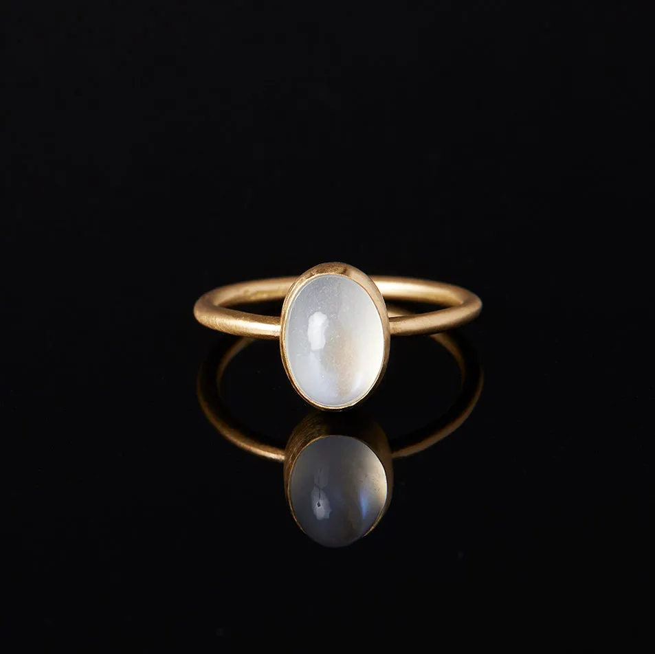 RMR20-OOAK | 2.82 Carat One-of-a-Kind Moonstone Ring