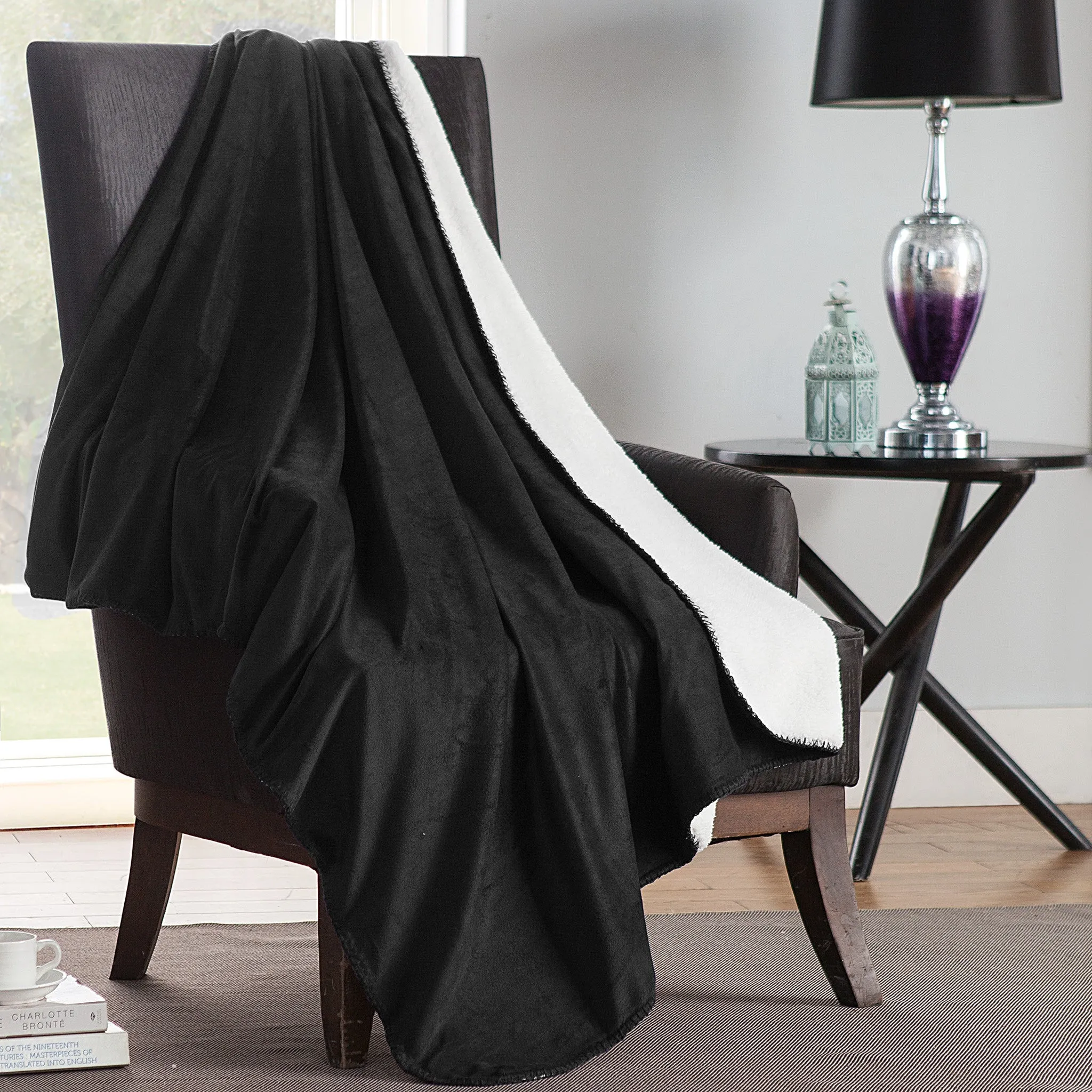 Solid Plush Throw In 50X60 In Black